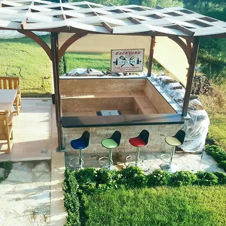 Villa15 Lodge, Five-star 5bd 5-5ba Access With Pool , Gym, Sauna, Alfresco Dining & Garden Manavgat